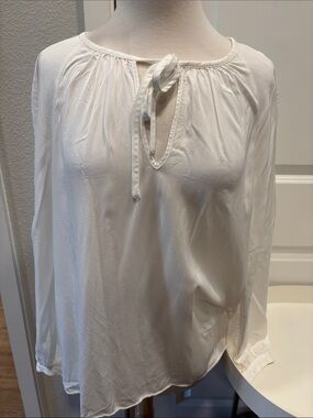 EUC Club Monaco White Tie-Neck Long Sleeve Blouse